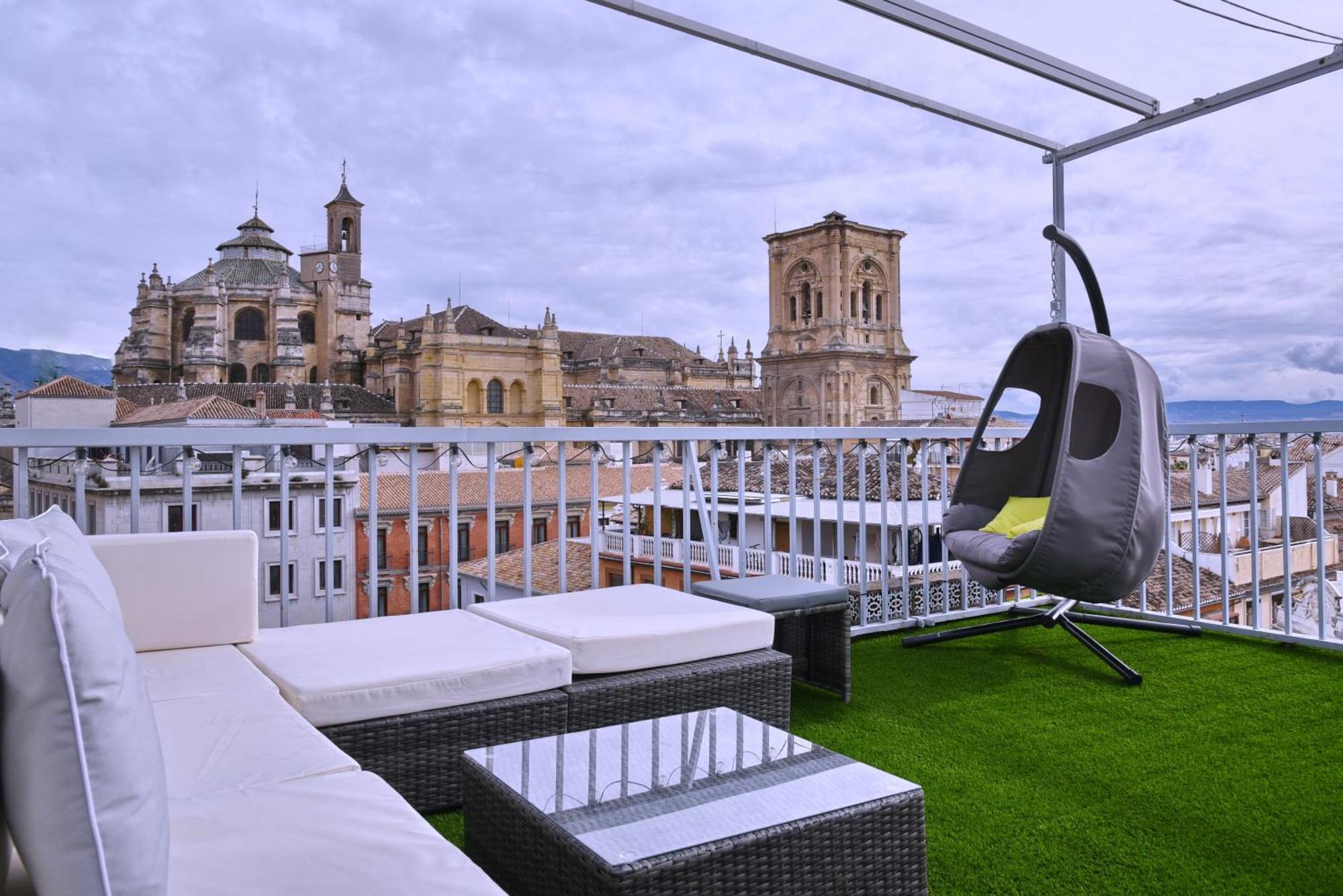 Apartmán Atico Panorama Catedral Granada Exteriér fotografie